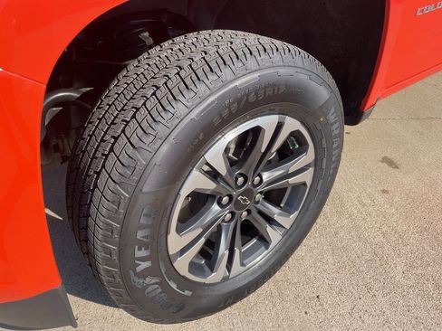 Used 2021 Chevrolet Colorado Z71 image 11