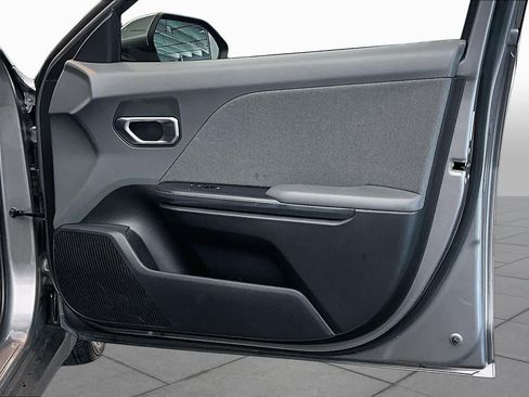 Used 2025 Kia K4 EX FWD image 21