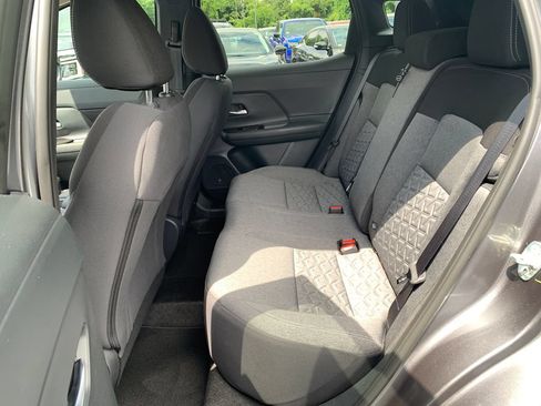 Used 2026 Nissan Kicks SV FWD image 28
