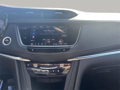 Used 2023 Cadillac XT5 Premium Luxury image 17