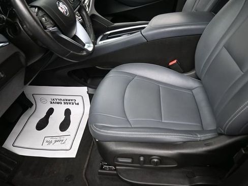 Certified 2023 Buick Enclave Essence w/ Experience Buick Package FWD image 15