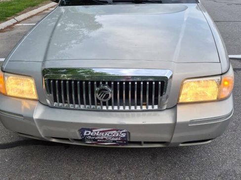 Used 2007 Mercury Grand Marquis LS RWD image 1
