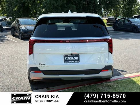 New 2026 Kia Carnival FWD image 6
