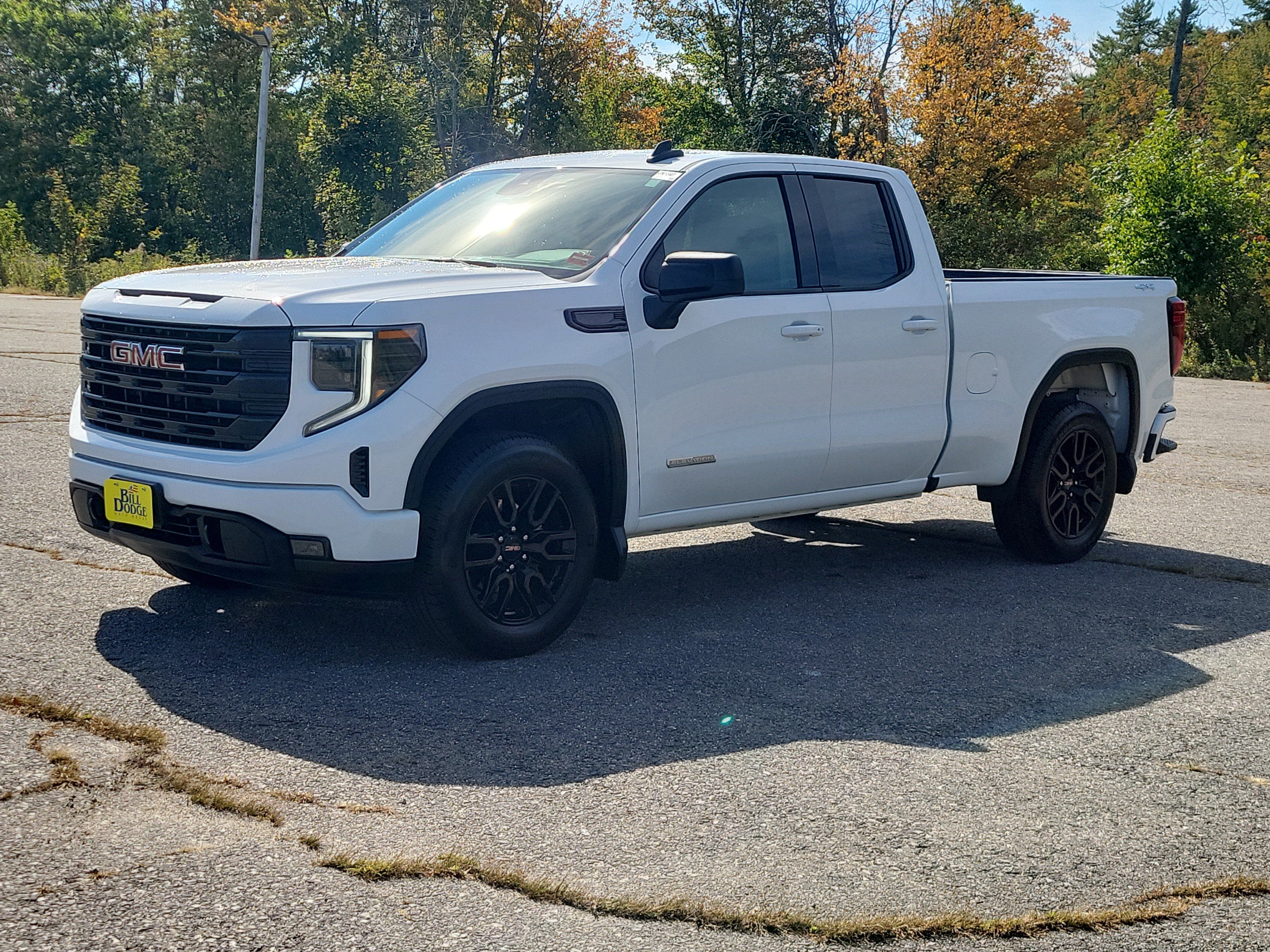Used 2023 GMC Sierra 1500 Elevation w/ LPO, GMC Protection Package AWD/4WD image 1