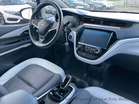 Used 2017 Chevrolet Bolt Premier w/ Driver Confidence II Package FWD image 15