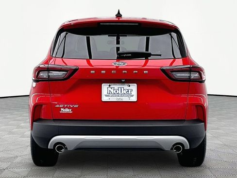 Certified 2024 Ford Escape Active w/ Cold Weather Package FWD image 4