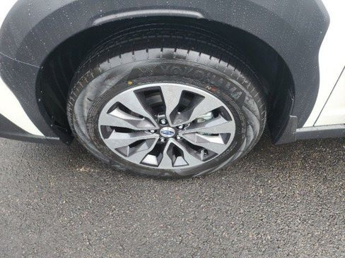 Used 2025 Subaru Outback Limited image 24