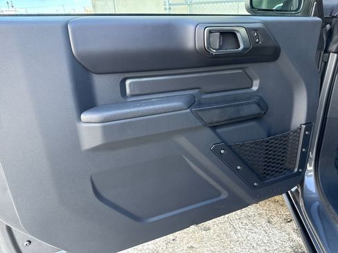 New 2025 Ford Bronco Badlands image 12