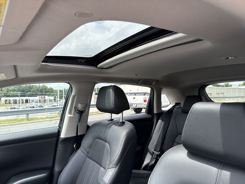 Certified 2023 Honda HR-V EX-L image 28