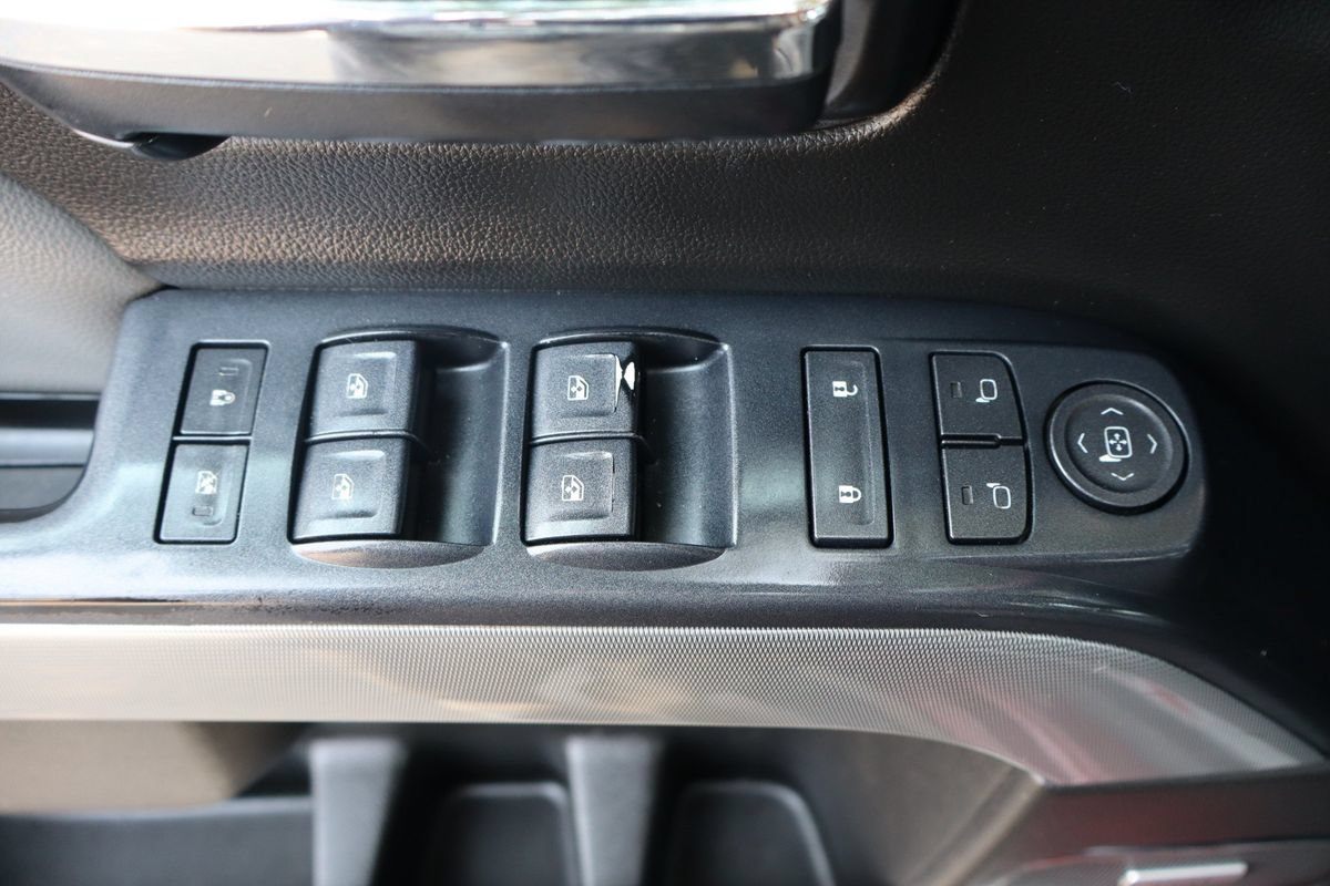 Used 2015 Chevrolet Silverado 2500 LTZ w/ Duramax Plus Package AWD/4WD image 27