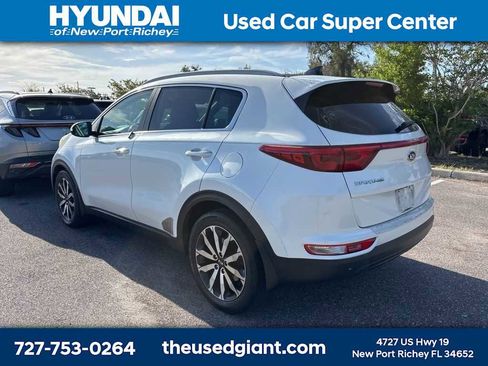 Used 2017 Kia Sportage EX w/ EX Premium Package image 2