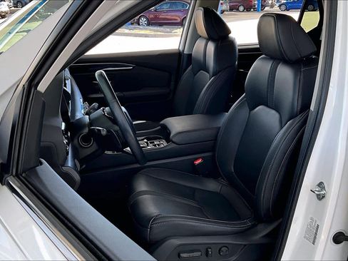 Used 2024 Honda Pilot EX-L image 8