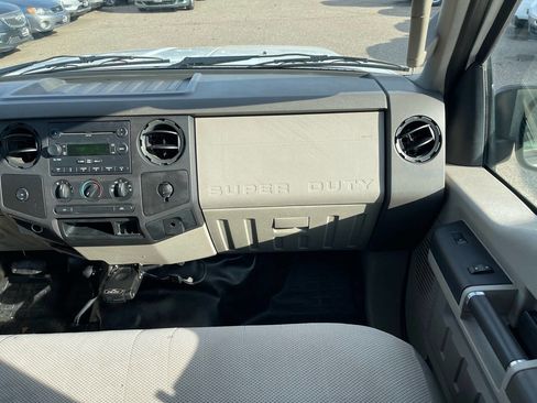 Used 2008 Ford F350 FX4 image 21
