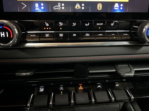 New 2026 Chevrolet Colorado Z71 w/ Technology Package AWD/4WD image 53
