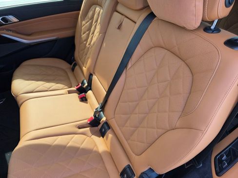 Certified 2024 BMW X7 xDrive40i AWD/4WD image 16