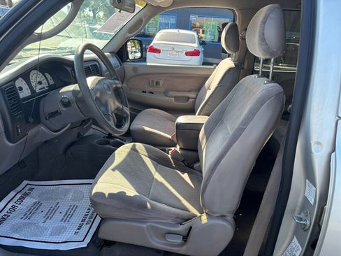 Used 2002 Toyota Tacoma PreRunner image 7