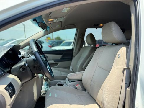 Used 2014 Honda Odyssey EX image 17