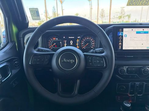 Used 2025 Jeep Wrangler Unlimited Sport AWD/4WD image 20