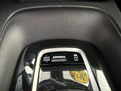 Used 2025 Toyota Corolla SE FWD image 20
