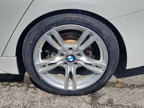 Used 2016 BMW 330e RWD image 6