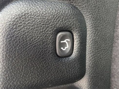 Used 2024 Dodge Durango GT image 13