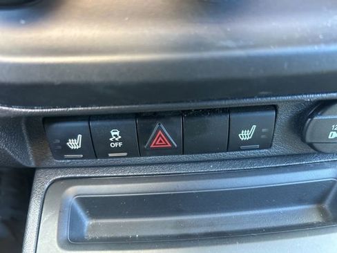 Used 2017 Jeep Patriot High Altitude image 15