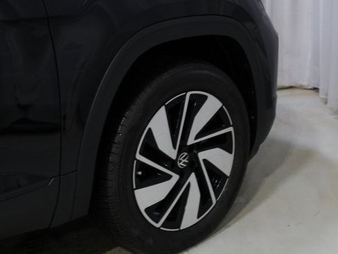 New 2026 Volkswagen Atlas SE image 27