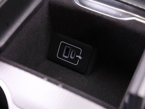 Used 2023 Maserati Grecale GT image 24