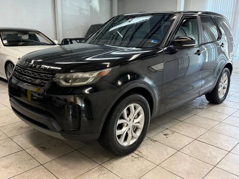 Used 2020 Land Rover Discovery SE AWD/4WD image 3