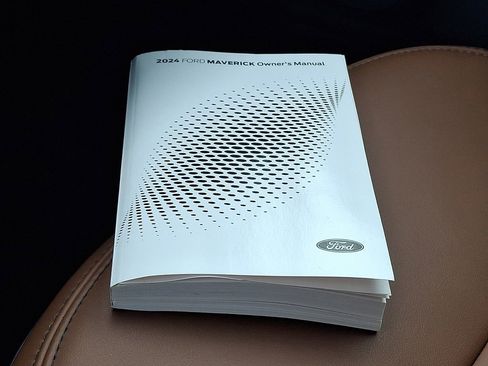 Used 2024 Ford Maverick Lariat image 29