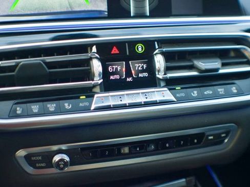 Used 2019 BMW X7 xDrive40i w/ Premium Package image 30