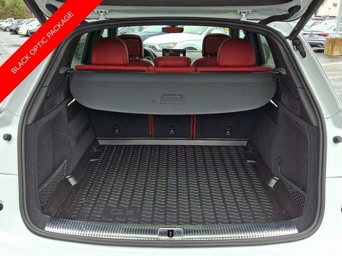 Used 2023 Audi SQ5 Premium Plus w/ Premium Plus Package AWD/4WD image 28