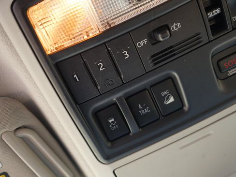 Used 2013 Toyota 4Runner Limited AWD/4WD image 25