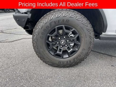 Used 2026 Ford Bronco Badlands AWD/4WD image 9