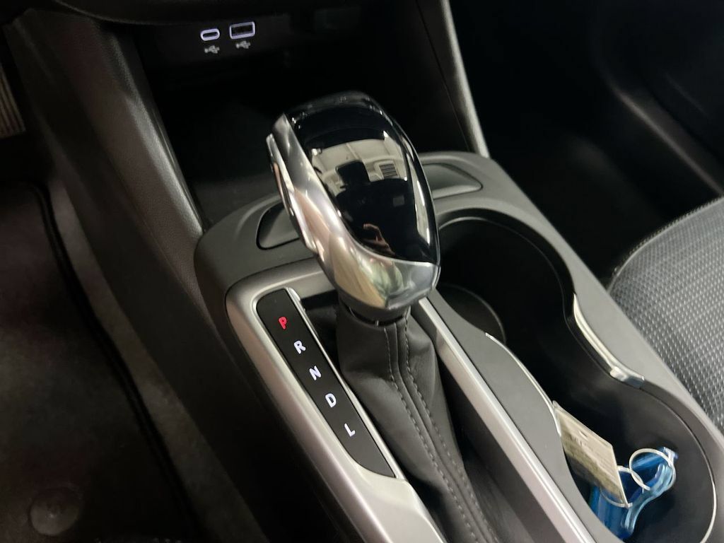 New 2026 Buick Envista Sport Touring w/ Convenience I Package FWD image 17