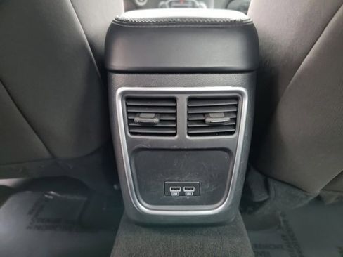 Used 2023 Dodge Charger SXT image 20