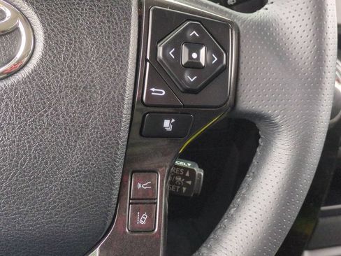 Used 2022 Toyota 4Runner TRD Pro AWD/4WD image 18