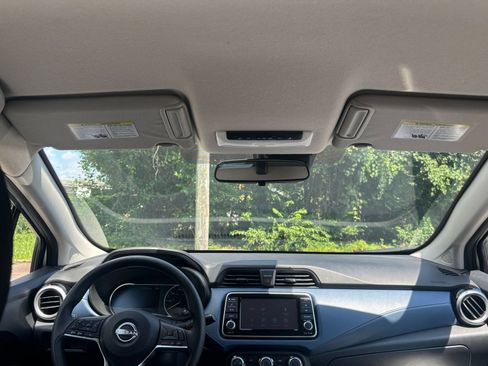 Used 2025 Nissan Versa SV FWD image 26