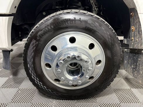 Certified 2025 Ford F450 King Ranch w/ Chrome Package image 11