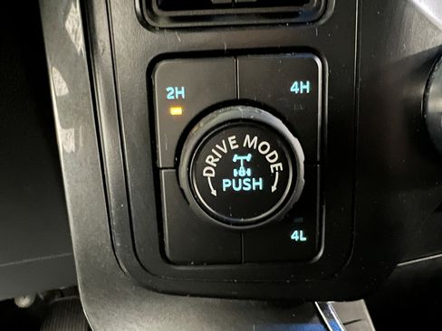 Used 2022 Ford F150 XLT w/ Equipment Group 302A High image 19