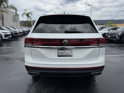 Used 2026 Volkswagen Atlas SE FWD image 8