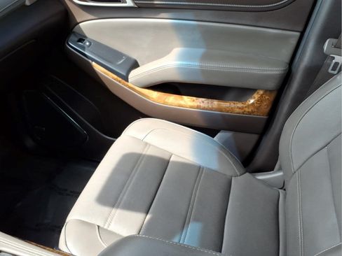 Used 2015 GMC Yukon Denali w/ Open Road Package AWD/4WD image 19
