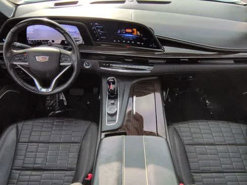 Used 2023 Cadillac Escalade ESV Sport Platinum image 15