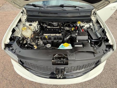 Used 2018 Dodge Journey SE w/ Blacktop Package image 21