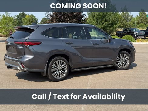 Used 2022 Toyota Highlander Platinum AWD/4WD image 6