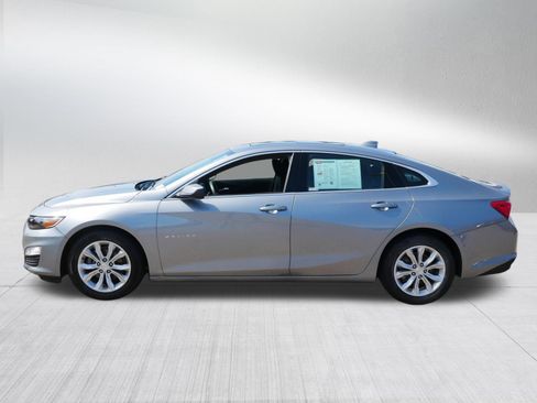 Used 2024 Chevrolet Malibu LT FWD image 4