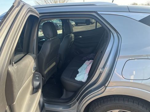 Used 2023 Buick Encore GX Select w/ Sport Touring Package image 10