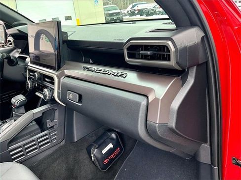 Used 2024 Toyota Tacoma SR5 image 17