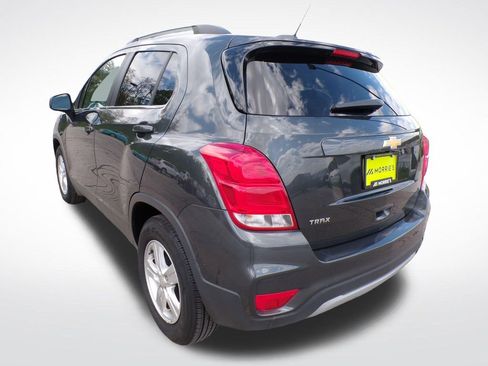 Used 2019 Chevrolet Trax LT FWD image 4