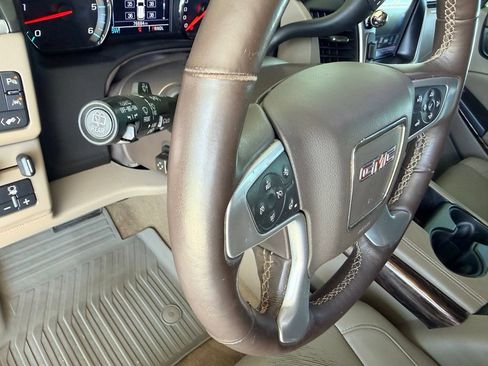 Used 2018 GMC Yukon XL SLT w/ HD Trailering Package RWD image 21